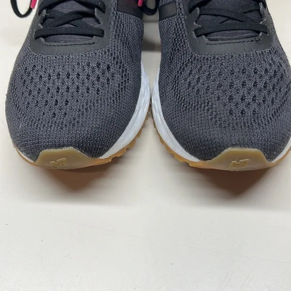 Woman’s New Balance Fresh Foam running sneaker W770QSK size 12 - Picture 6 of 12